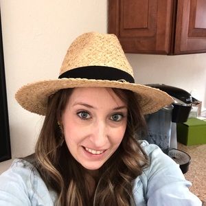 Meet your Posher, Jillian